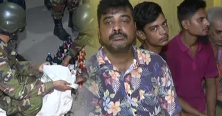 রাজধানীর বংশালে যৌথবাহিনীর অভিযান, মাদক তৈরির উপাদানসহ আটক ১০